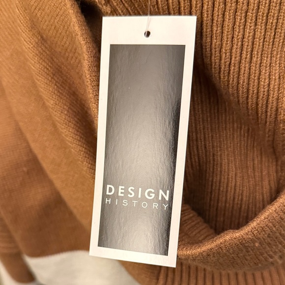 Design History Tan and White Knit Hoodie - Picture 3 of 7